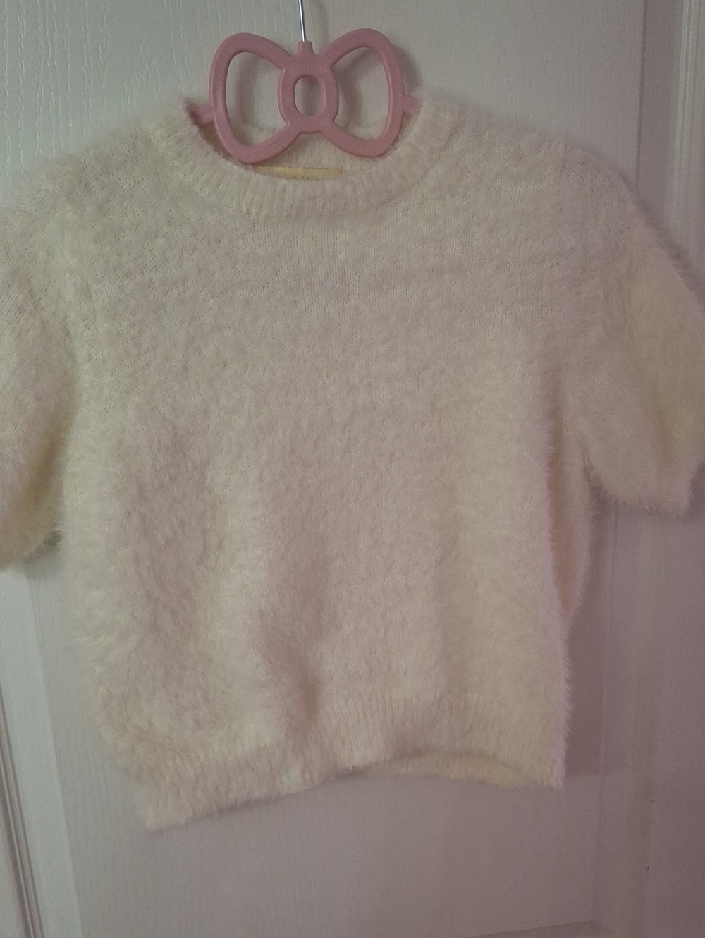 Hazel Moon Ivory Fuzzy Short Sleeve Cropped Sweater, Size Medium NWOT